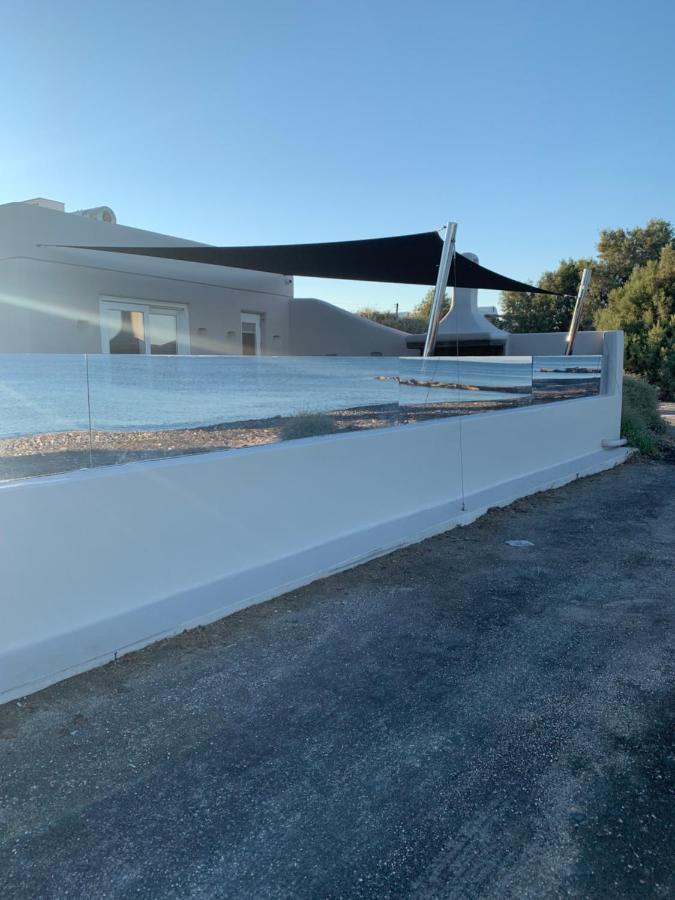 Incognito Beach Villa Santorini Kamari  Bagian luar foto