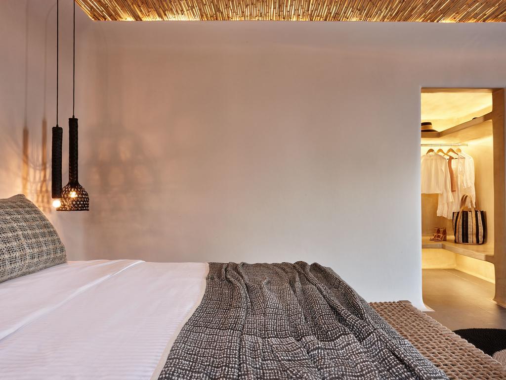 Incognito Beach Villa Santorini Kamari  Bagian luar foto